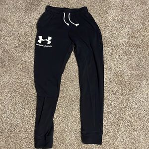 Black and white under armour sweatpants size small mens